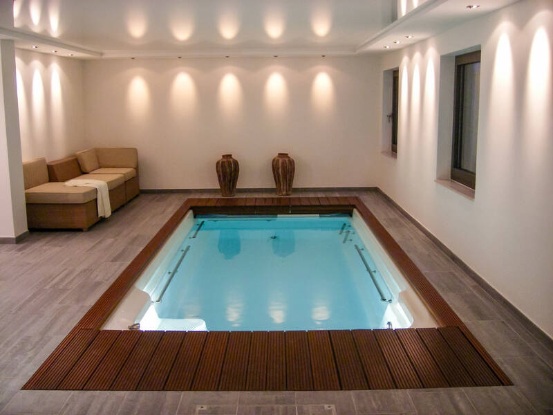 Mini pool
